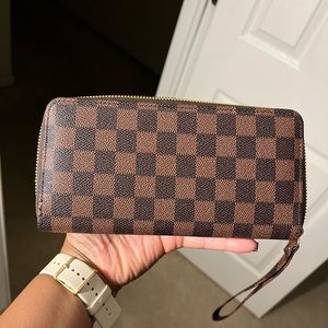 Brown Checker block wallet